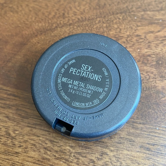 MAC Sexpectations Mega Metal Shadow - Picture 5 of 6